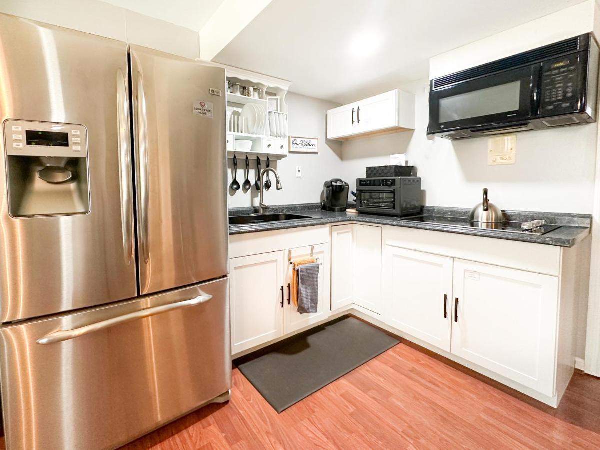Ferienwohnung Cute 2-Brm Walkout Apt With Pool Table And Theater Lexington Exterior foto