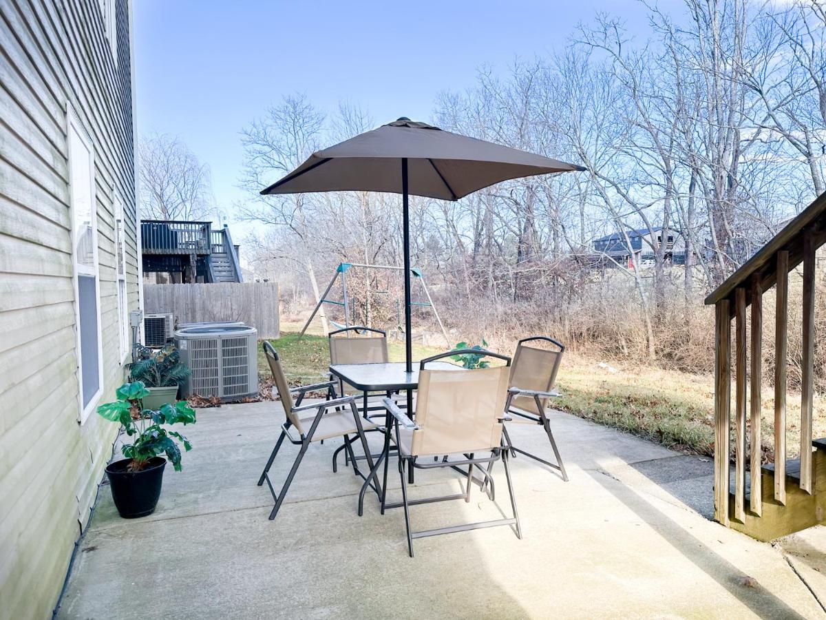 Ferienwohnung Cute 2-Brm Walkout Apt With Pool Table And Theater Lexington Exterior foto